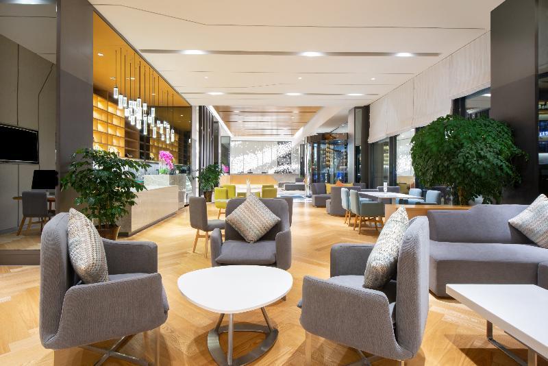Holiday Inn Express Chengdu Huanhuaxi By Ihg-Near Jinsha Site Musem,Near Wuhou Temple Museum,Welcome Drinks,Free Gym,Free Self-Service Laundry צ'נגדו מראה חיצוני תמונה